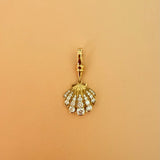 Isla Seashell Diamond Pendant