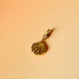 Isla Seashell Diamond Pendant